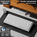 Teclado mecânico com fio AJAZZ AK820 com botões de volume rotativos e teclas hot-swappable para uso em escritório e casa.